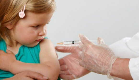 Ki a felelős a kanyarójárvány rohamos elterjedéséért?