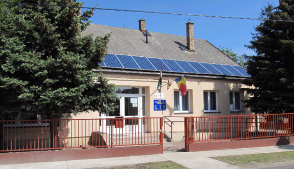 A zászlóbotrány után Magyarország ismét bezzegország lett