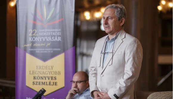 Sztárszerzők a marosvásárhelyi könyvvásáron