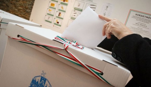 Romániai megfigyelők is részt vesznek a kvótanépszavazáson