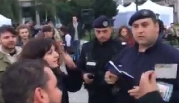 A rendőri intelligencia találkozása a művészettel