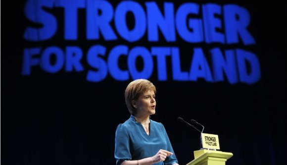 A skótok óvatos duhajként függetlenednének