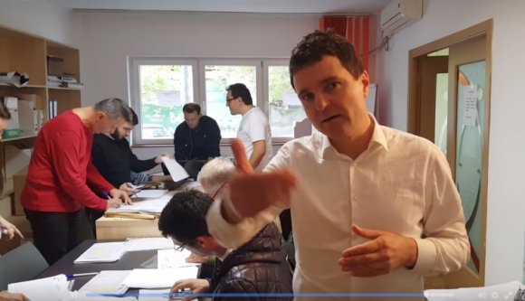 Indul az USR a decemberi választásokon