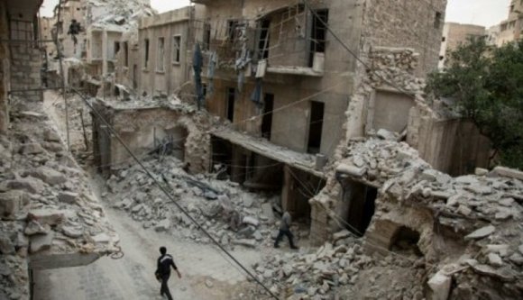 Az orosz és szíriai gépek nem támadják Aleppót 8 és 16 óra között