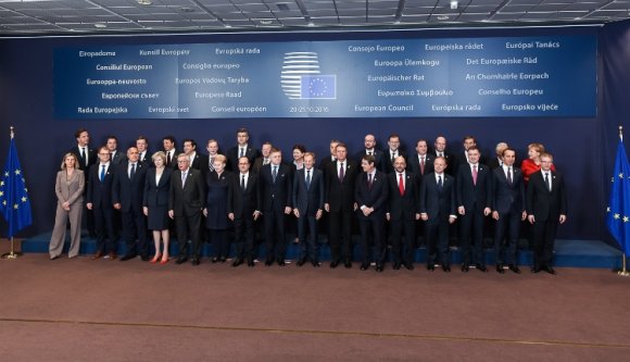 Románia még izgulhat egy kicsit a kanadai vízummentességért