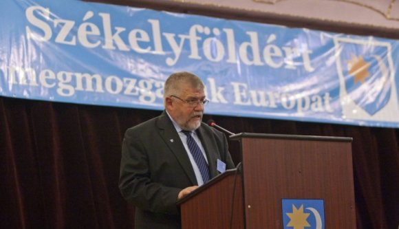 Választás: az autonomista jelöltek mellett áll ki az SZNT