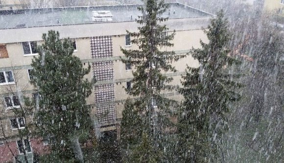 Sárga riasztás a fehér hó miatt