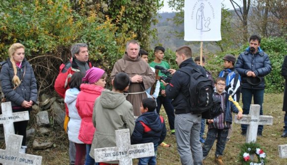 Emléktúrát szervezett Böjte Csaba a magyar szövetségi kapitány emlékére