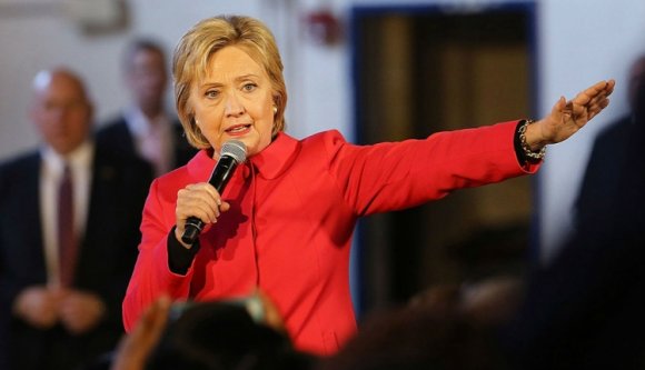 Hillary Clinton már be is húzott egy győzelmet