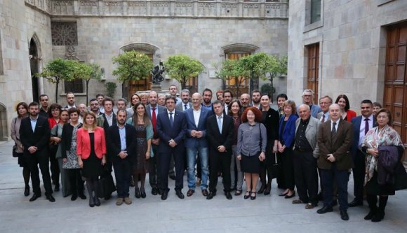 Van mit eltanulnia a székelységnek a katalánoktól