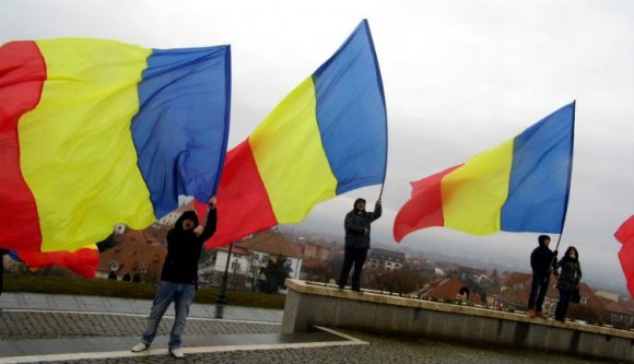 (Hiper)nacionalizmusba fullad Románia?