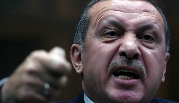 Erdogan megnyitja a határokat a menekültek előtt, ha az EU tovább piszkálja Törökországot