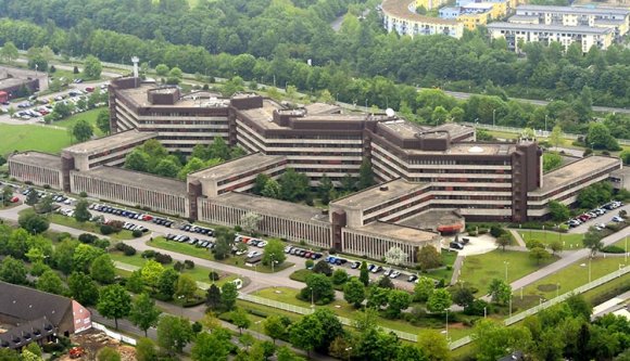 Szélsőséges iszlamistát talált munkatársai között a német titkosszolgálat