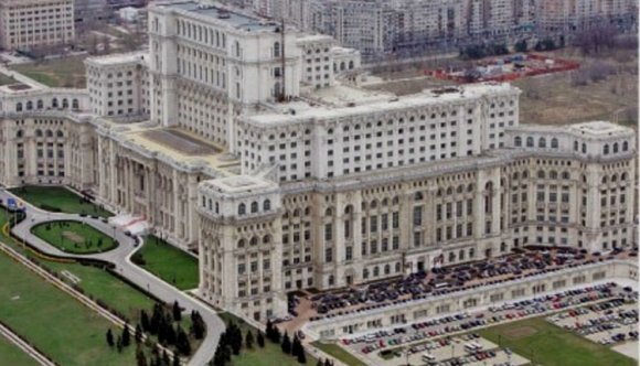 Kisebb parlamentet választunk vasárnap