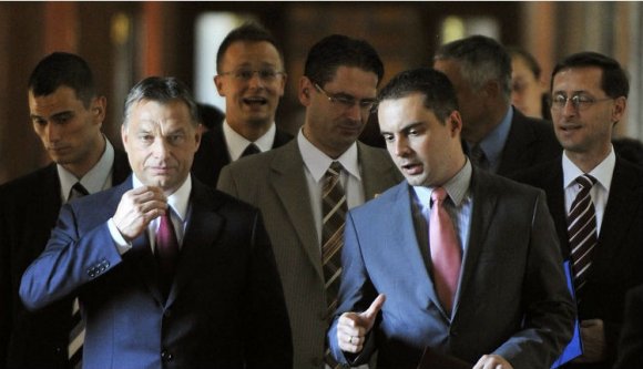 A Fidesz összekapott a Jobbikkal a romániai választások miatt