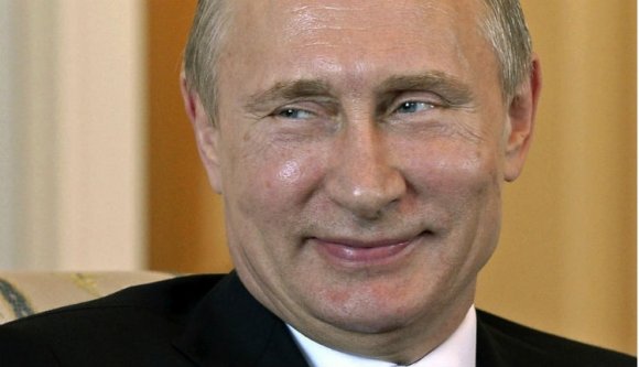 Putyint azzal vádolják, hogy ő is manipulálta amerikai választásokat