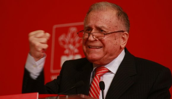 Iliescu: nem volt minden rossz a kommunizmus idején