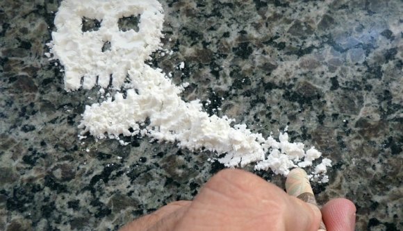 A postás szállította házhoz az amfetamint