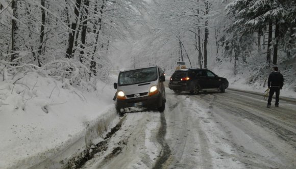 Küzdenek a kemény téllel Máramarosban, máshol is havazás jön