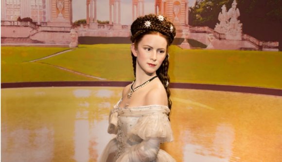 Sissi bevonul a Madame Tussauds-ba