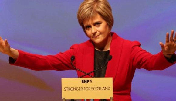 Skót miniszterelnök: nem blöff a skót függetlenség