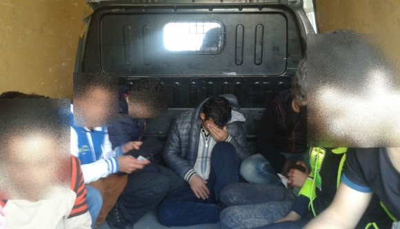 Nem hitték el a román embercsempésznek, hogy menekült – vádat emeltek ellene