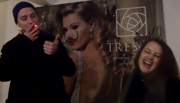 Milyen kint cigarettázni a tél leghidegebb napján? (VIDEÓ)