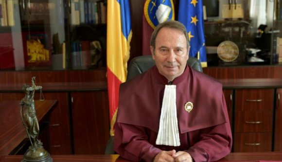 Alkotmányosan kormányozhat rendeletekkel a kormány