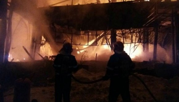 Ellenőrzi a szórakozóhelyeket a belügy és az építészeti felügyelet