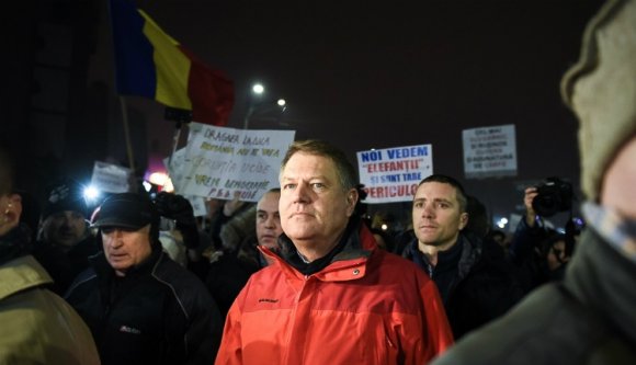 Népszavazást akar Iohannis a közkegyelmi tervezetről
