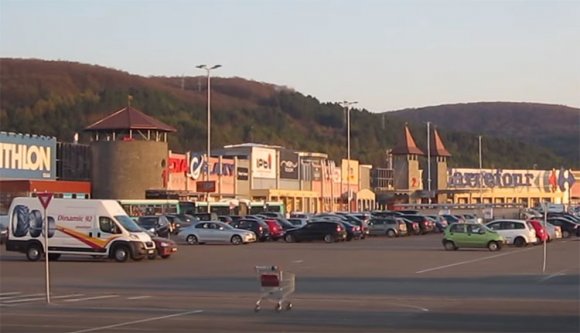 Bombariadó egy kolozsvári bevásárlóközpontban