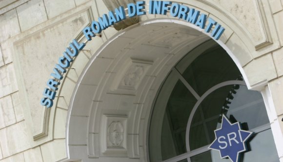 Nem Coldea az egyedüli a SRI-ben, aki luxusutazáson vett részt politikusokkal