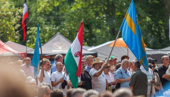 Nevetséges perekkel támadják Kovászna megye tanácsát