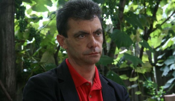 Elhunyt Solomon Adrián