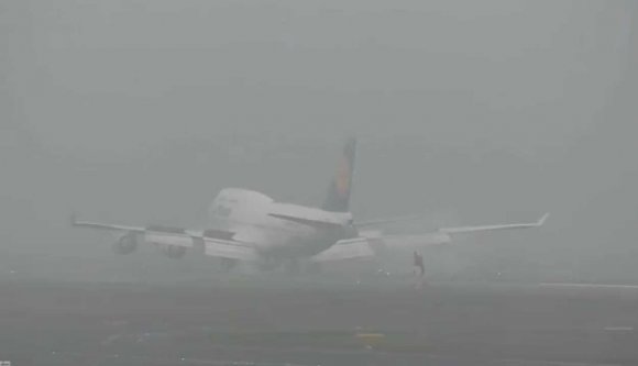 Földhöz ragasztotta a köd a kolozsvári repülőjáratokat