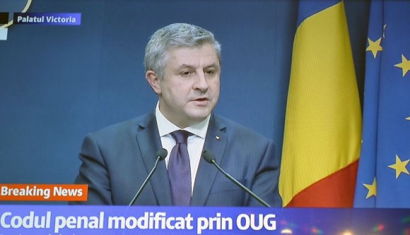 BREAKING: Már nem bűntett a hivatali visszaélés, ha csak egy lakás árába kerül