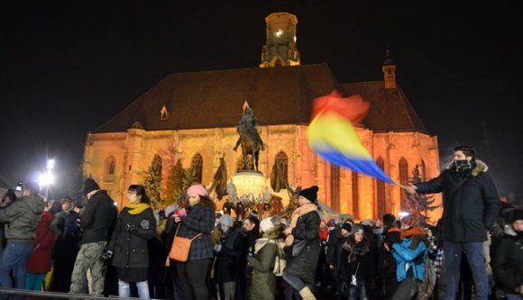 Óriási menet volt Kolozsváron a btk. módosítása és a kormány ellen (Percről percre)