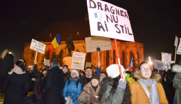 Nagy a menet ma is a btk-módosítás ellen (PERCRŐL PERCRE)