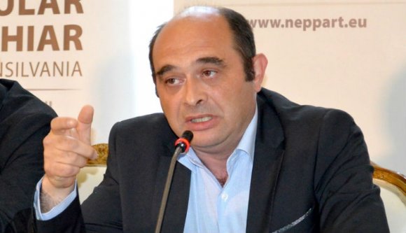 A PSD-seknek el kell kergetniük Dragneát