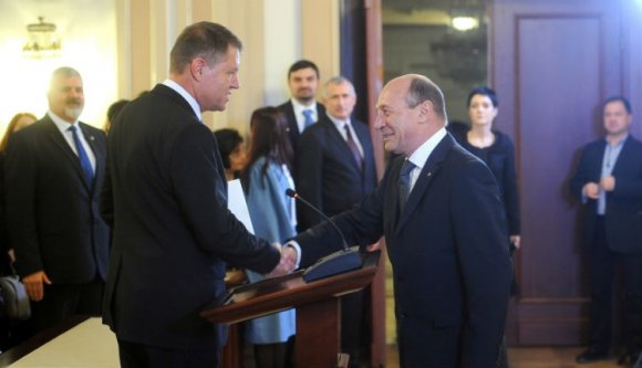 Ilyen se volt még: Băsescu dicséri Iohannist