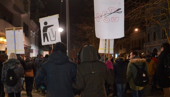 Egy felmérés szerint továbbra is a PSD a legnépszerűbb párt
