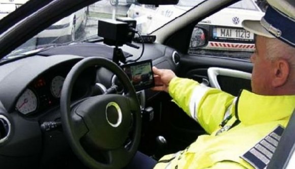 Négyszer értek gyorshajtáson egy sofőrt egy nap alatt