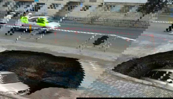 Beszakadt a föld: katakombát tárt fel