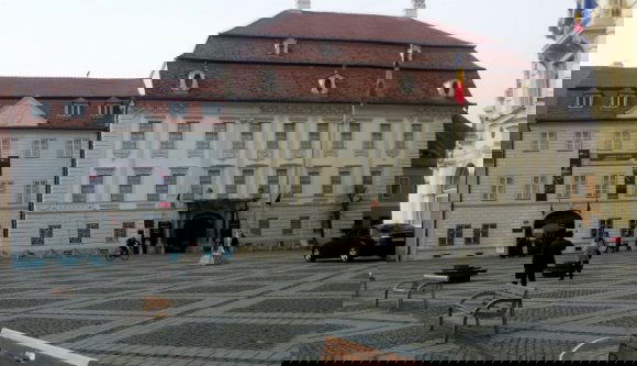 Iohannis kitüntetett egy múzeumot