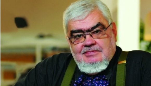 Egy (vezetői hibájából) eltorzult arcok által jellemzett országban élünk...