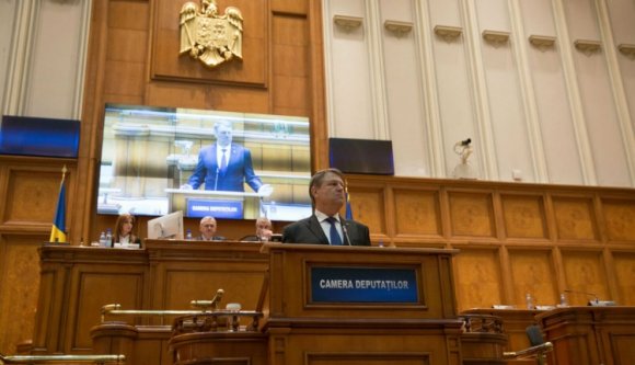 Újabb csörte Iohannis és a parlament között