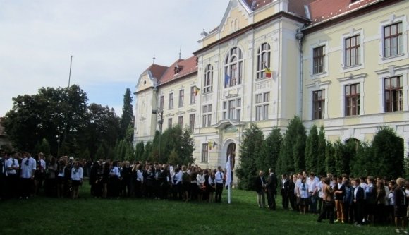 Interpellációban támadta a vásárhelyi katolikus gimnáziumot egy román képviselő