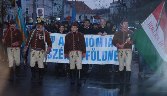 „Még egy kicsit kiabáljunk, utána menjünk haza” (VIDEÓ)