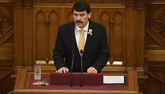 Áder Jánost újabb öt évre államfővé választották
