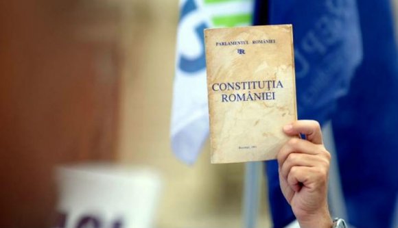 Létezik tökéletes alkotmány?